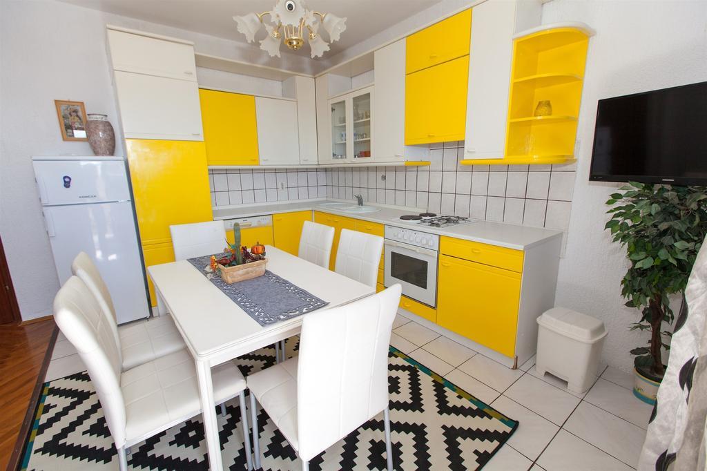 Apartments Vita Novi Vinodolski Cameră foto