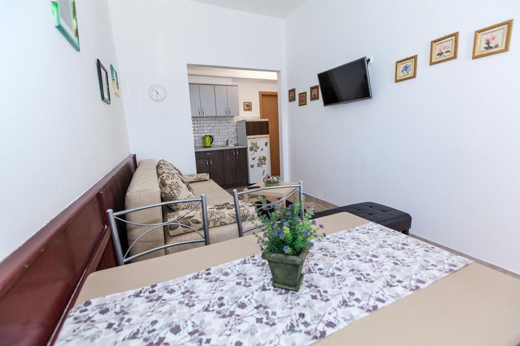 Apartments Vita Novi Vinodolski Cameră foto