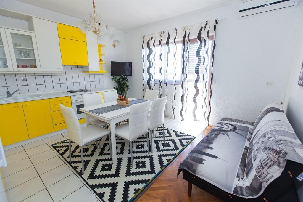 Apartments Vita Novi Vinodolski Cameră foto